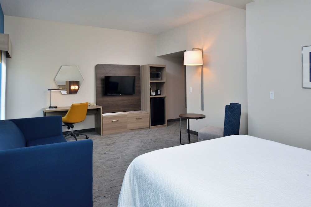 Holiday Inn Express Lewisburg New Columbia by IHG - photo 20