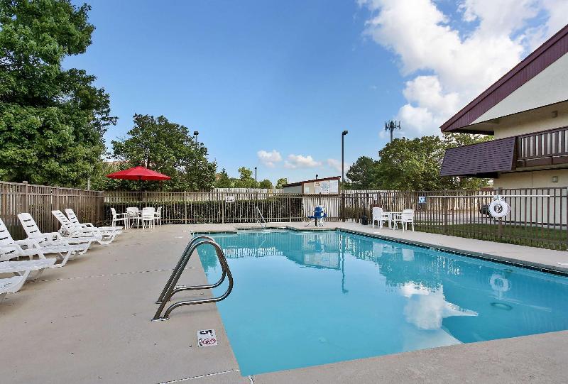 Red Roof Inn Virginia Beach - photo 31