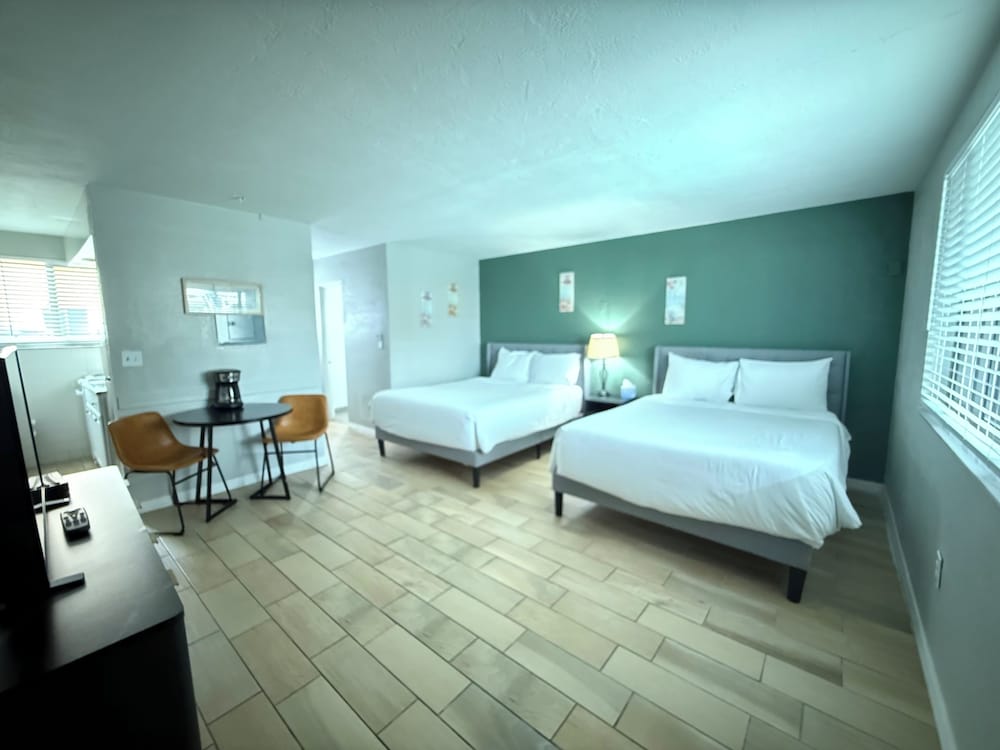 iBeach Resort - photo 34