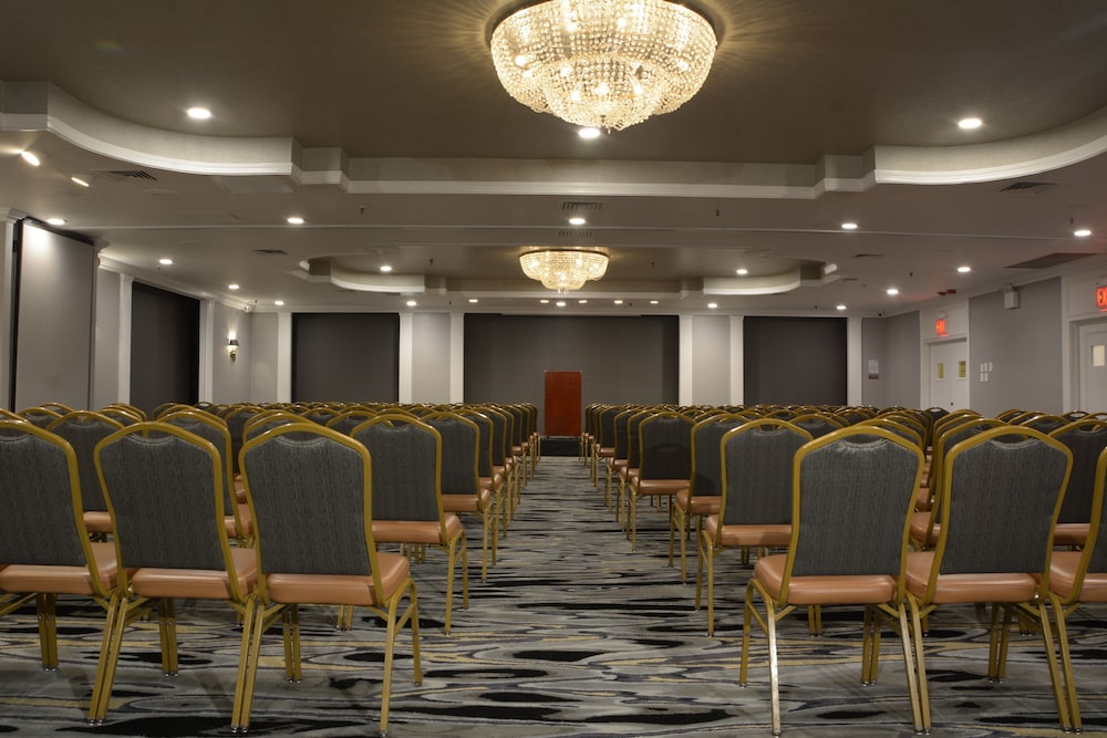 Adria Hotel And Conference Center - photo 48
