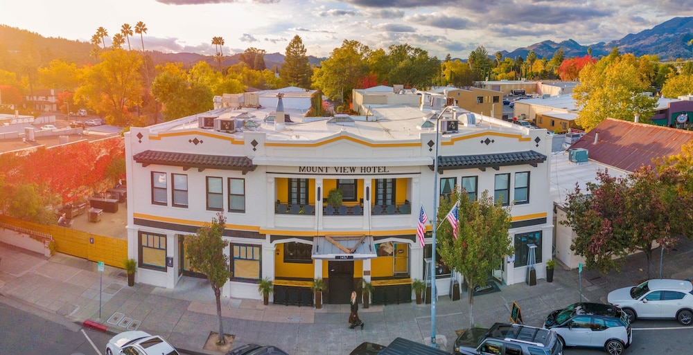 Mount View Hotel & Spa - carbon neutral hotel in Calistoga