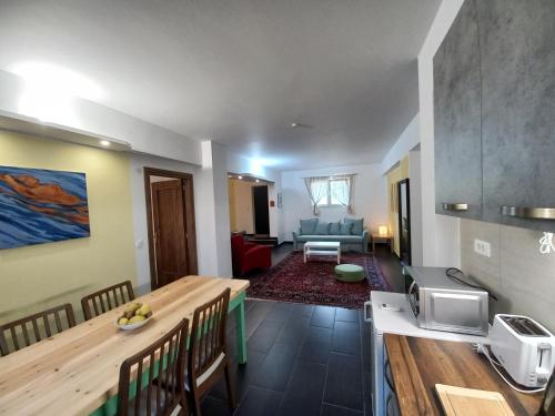 Elysion point Apartment — 4-Star Luxury Hotel in Nea Selefkeia, Greece