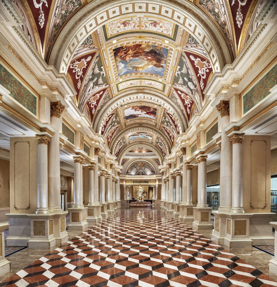 The Venetian Prestige Club Lounge - photo 92