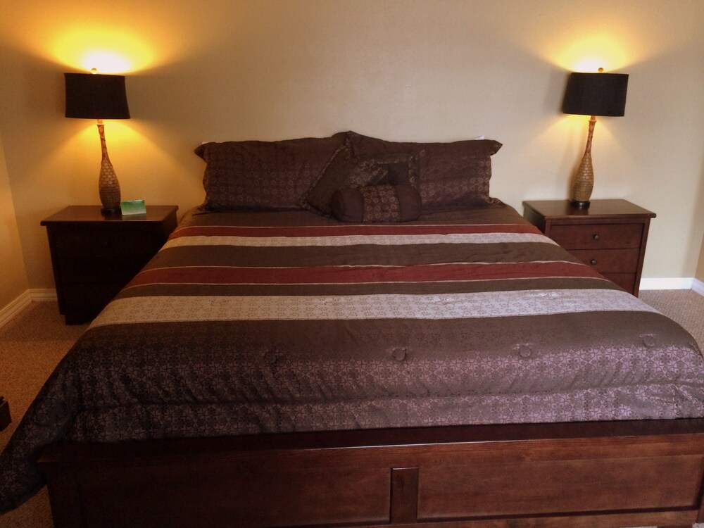 Brydan Suites - photo 20