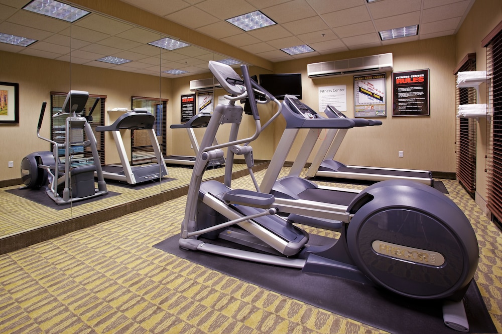 Holiday Inn Express & Suites Logan by IHG - photo 14