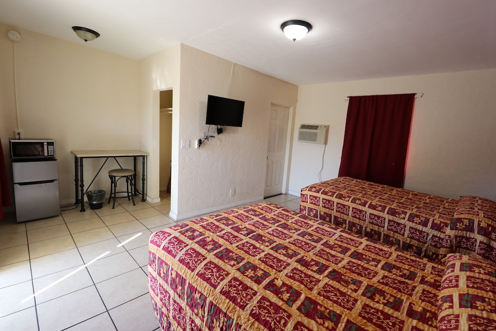 Sandman Inn Motel - photo 22