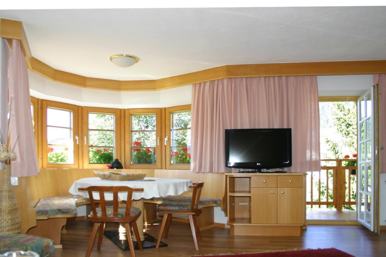 Lili's Appartements — 4-Star Luxury Hotel in Fiss, Austria