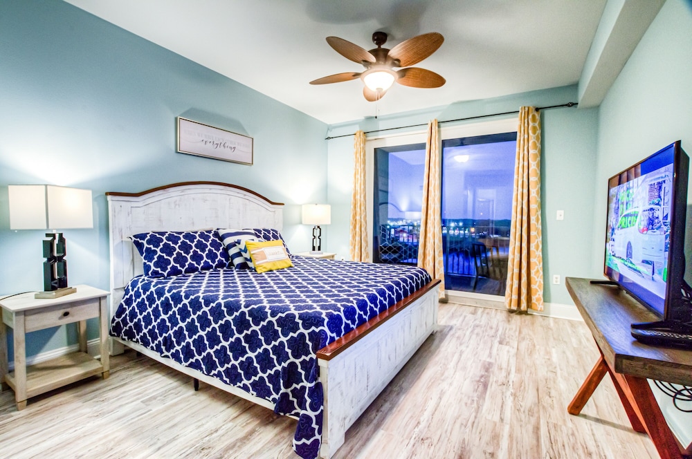Laketown Wharf Resort by Aneliya's Rentals - photo 77