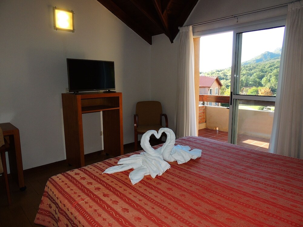 Apus Hotel Serrano in Merlo, Argentina