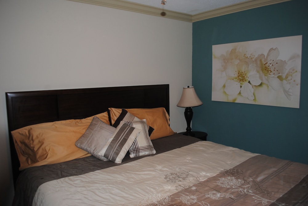 The Maravilla Resort Condo - photo 13