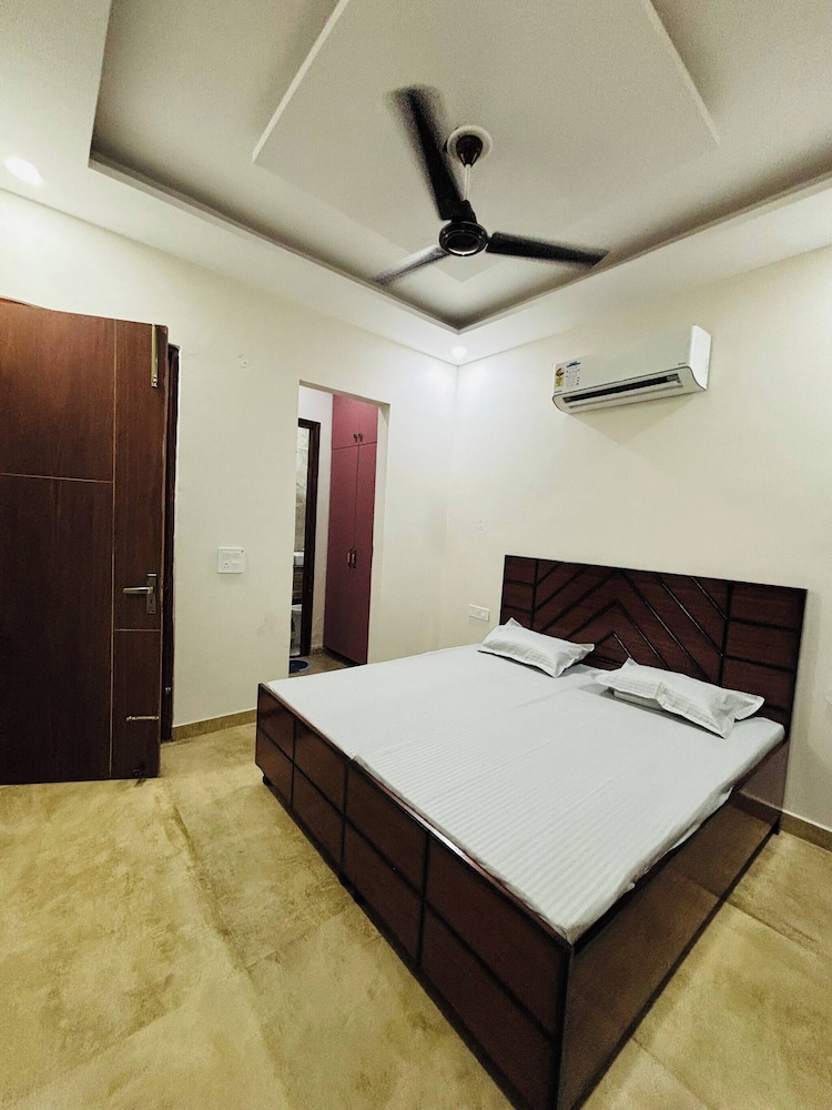 Stay Royal BNB Luxury Villa