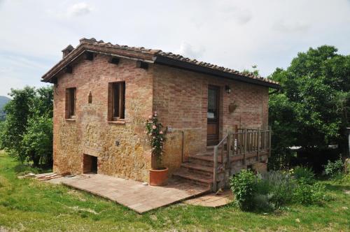 Agriturismo Colombino — 4-Star Luxury Hotel in Siena, Italy