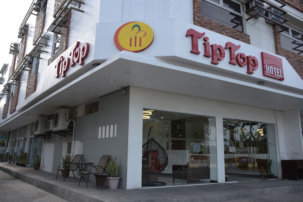 Tiptop Tower Suite Inn in Dumaguete, Philippines