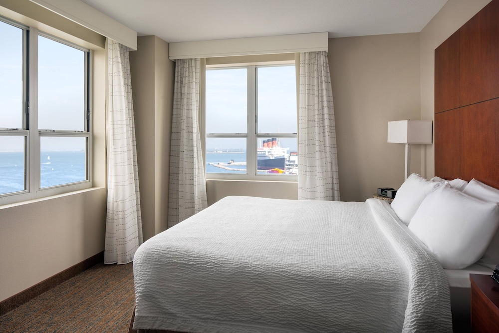 Residence Inn by Marriott Downtown Long Beach - photo 12