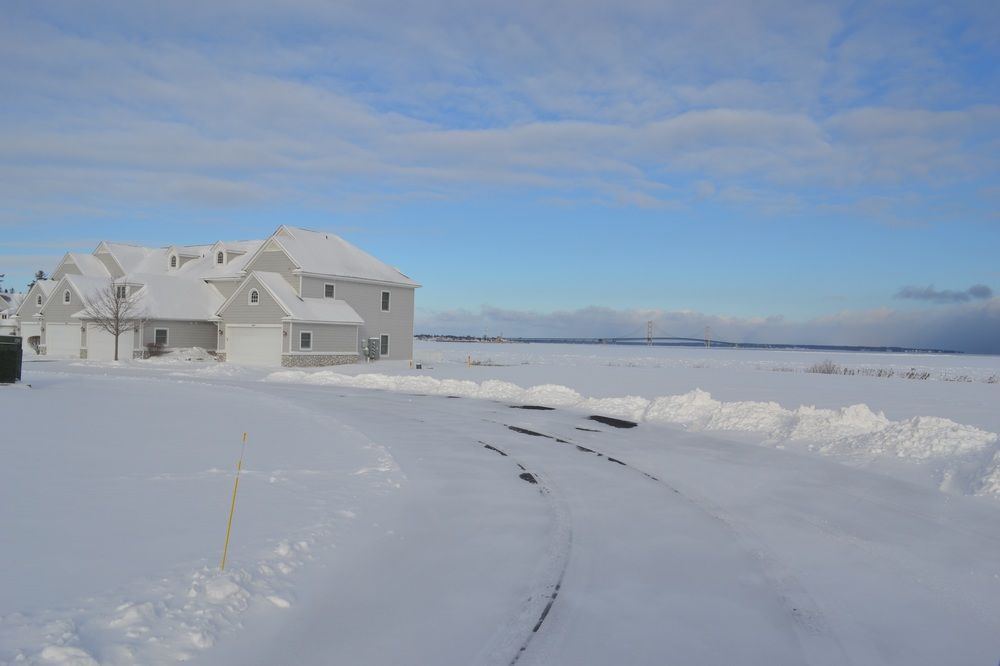 The Shores at Mackinaw - photo 64