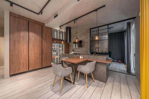 Lofts & Rosegold Luxury Stay in Elegant 1BR with Balcony in Riga Center — 4-Star Luxury Hotel in Riga, Latvia