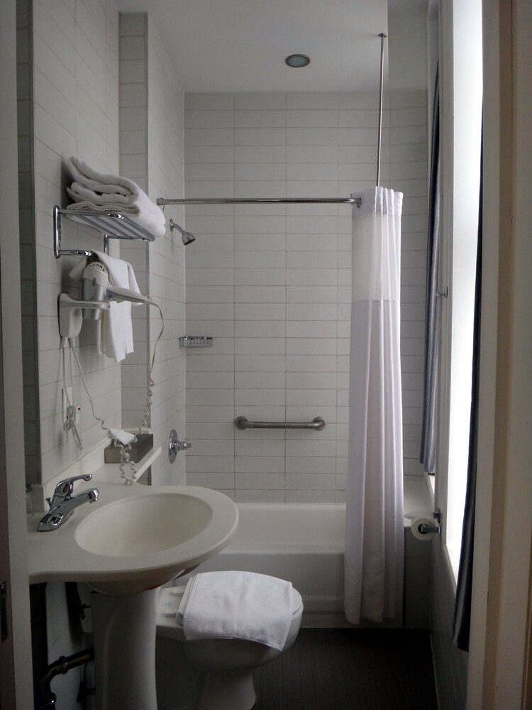 Soho Garden Hotel - photo 23