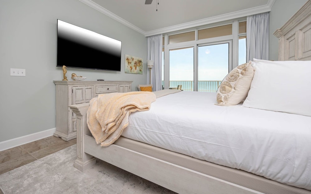 Phoenix Gulf Towers 1008 4 Bedroom Condo - photo 6