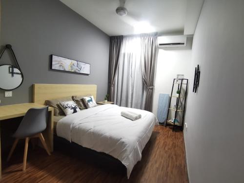 K Avenue B09 Studio King Bed — 4-Star Luxury Hotel in Donggongon, Malaysia