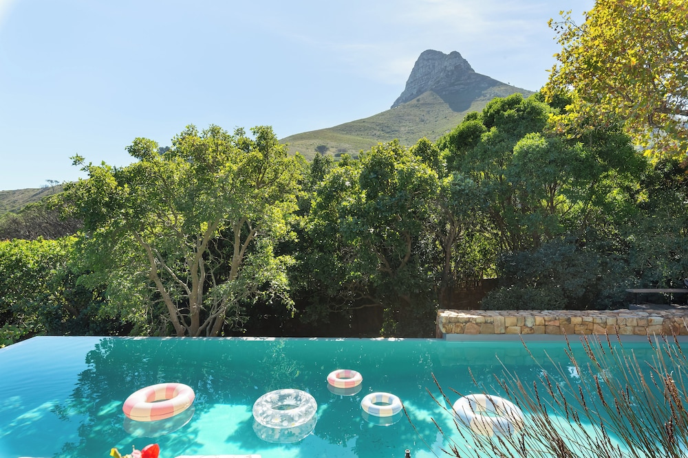 Le Thallo - carbon neutral hotel in Cape Town