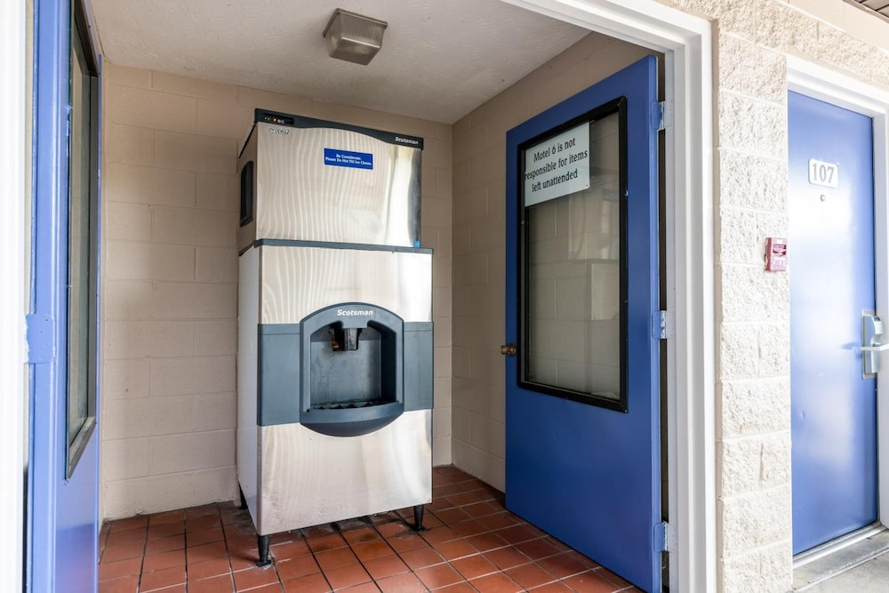 Motel 6 Attalla AL - photo 41