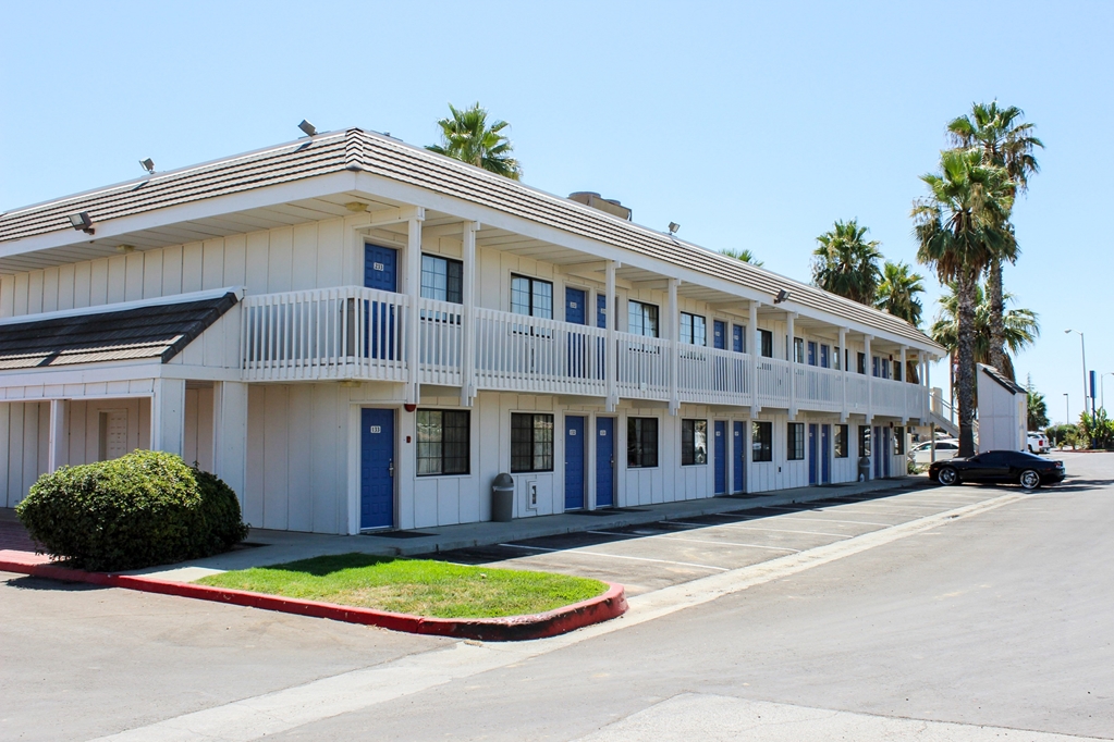 Motel 6 Coalinga CA East - photo 7
