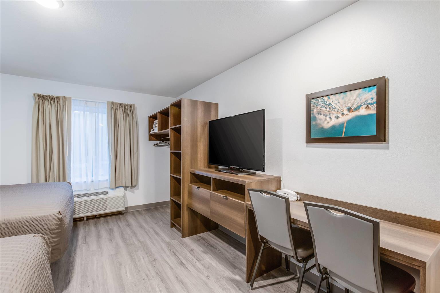 WoodSpring Suites Novi Farmington - photo 29