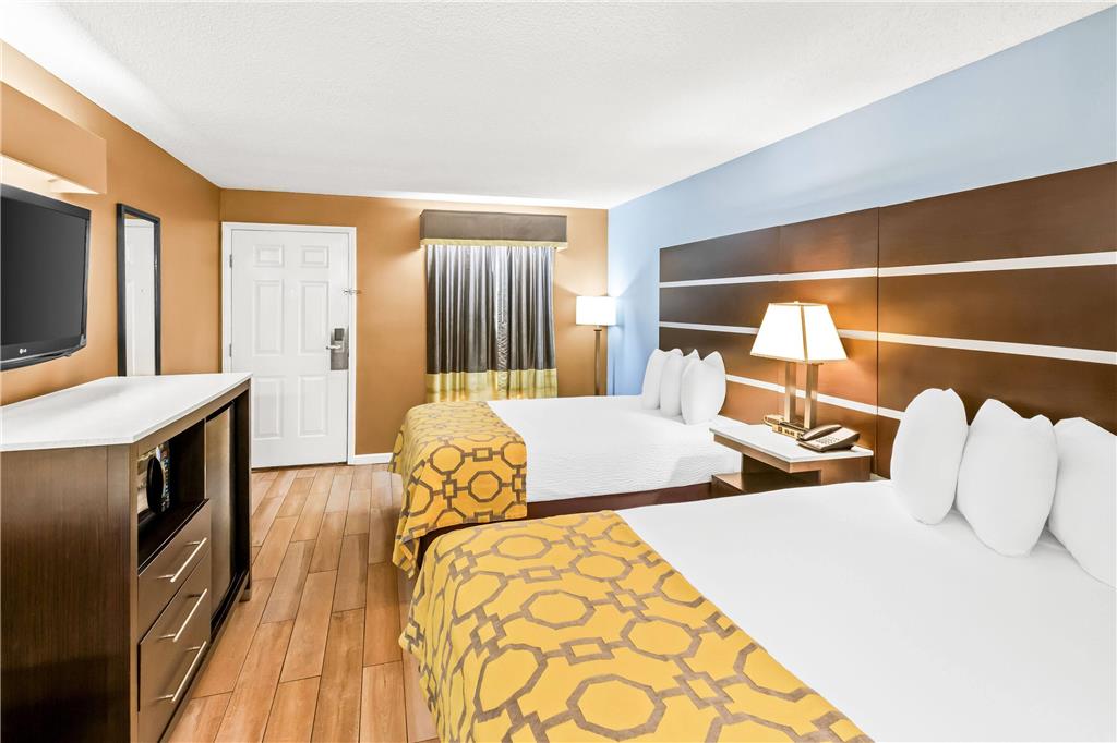 Baymont by Wyndham Forest City - photo 23
