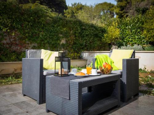 City Holiday Apartment One Bedroom Apartment with Terrace — 4-Star Luxury Hotel in Dubrovnik, Croatia
