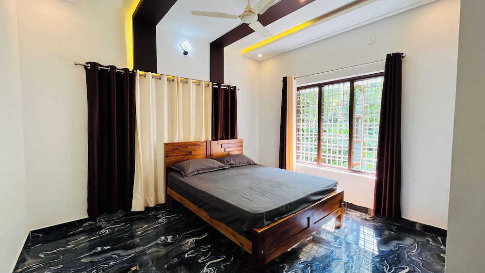 Moonlight Stay in Somvarpet, India