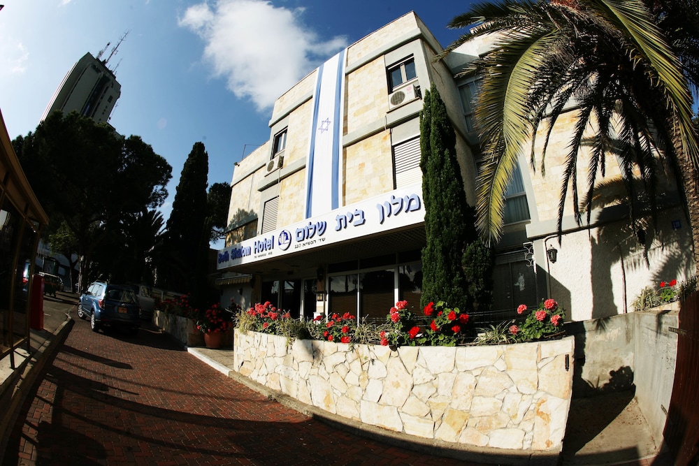 Beth Shalom Hotel - carbon neutral hotel in Haifa