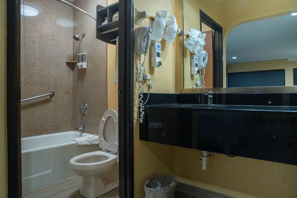 Americas Best Value Inn Ft. Myers - photo 13