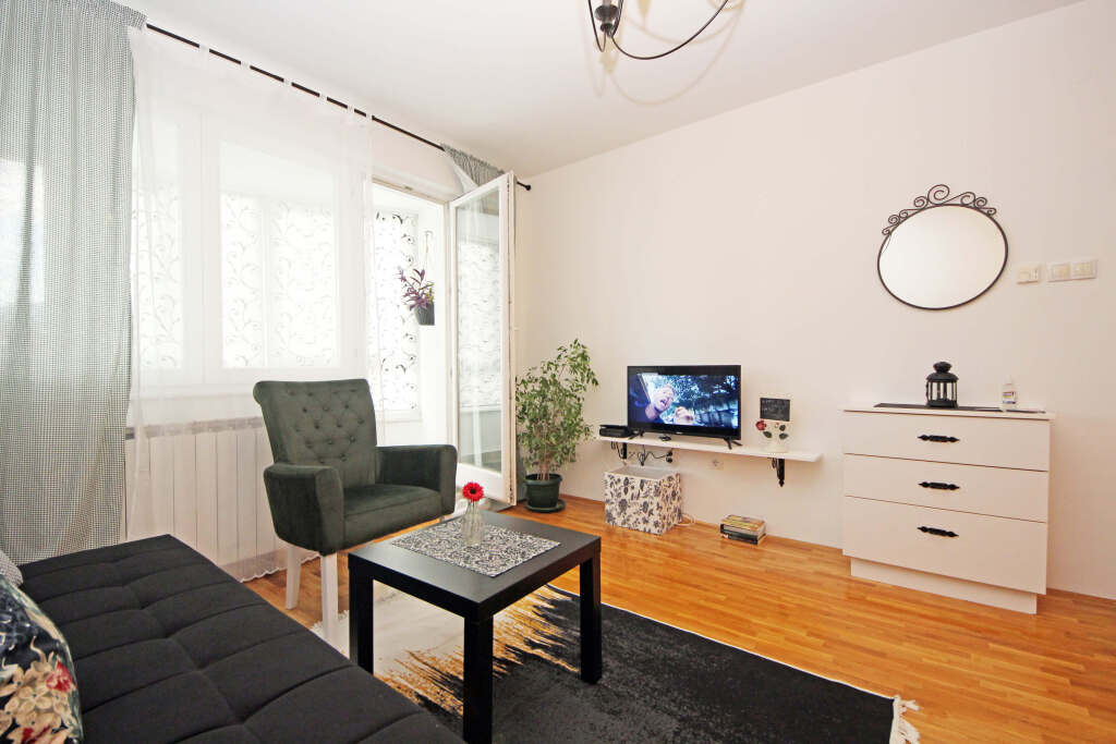 MILA A stylish apartment near Sarajevo airport — 4-Star Luxury Hotel in Sarajevo, Bosnia and Herzegovina