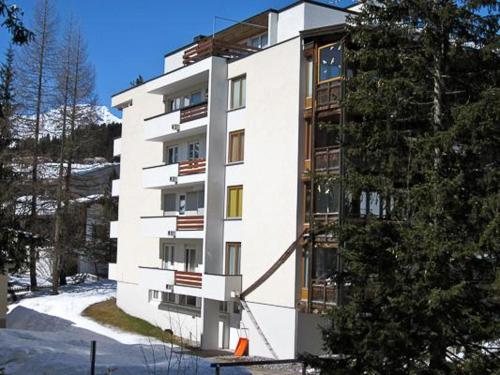 Luegisland Wohnung Salietti — 4-Star Luxury Hotel in Arosa, Switzerland