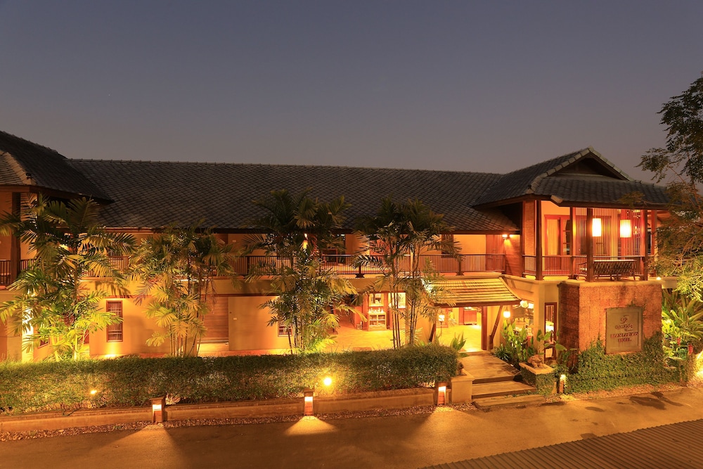 Baan La Poon Hotel in Lamphun, Thailand