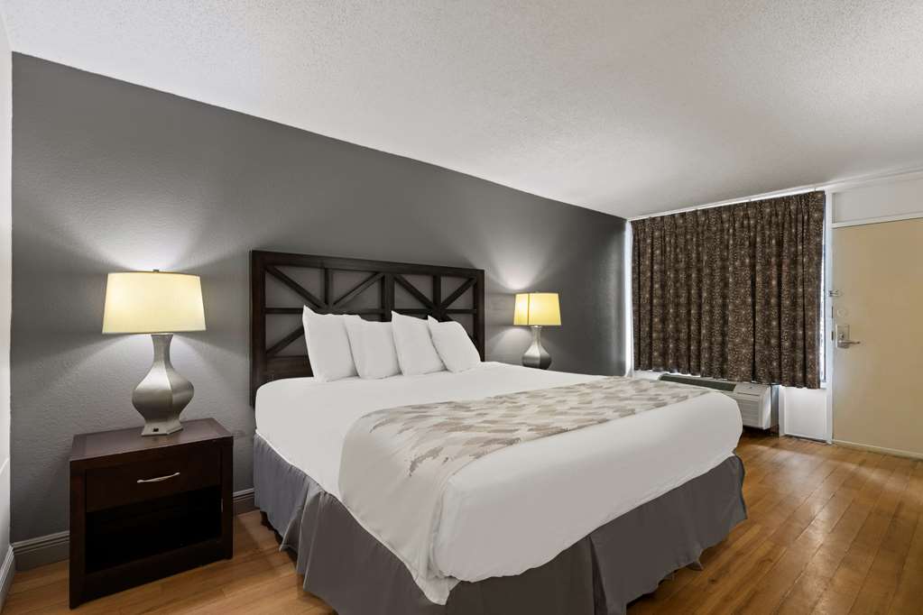 Americas Best Value Inn Orlando - photo 20