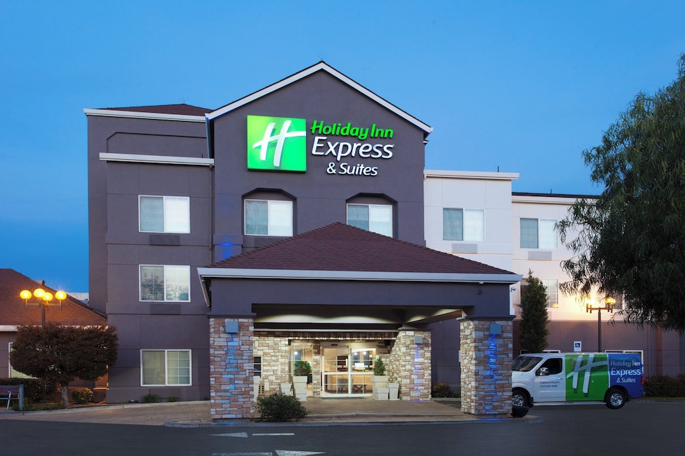 Holiday Inn Express Hotel & Suites Oakland Airport by IHG - photo 43