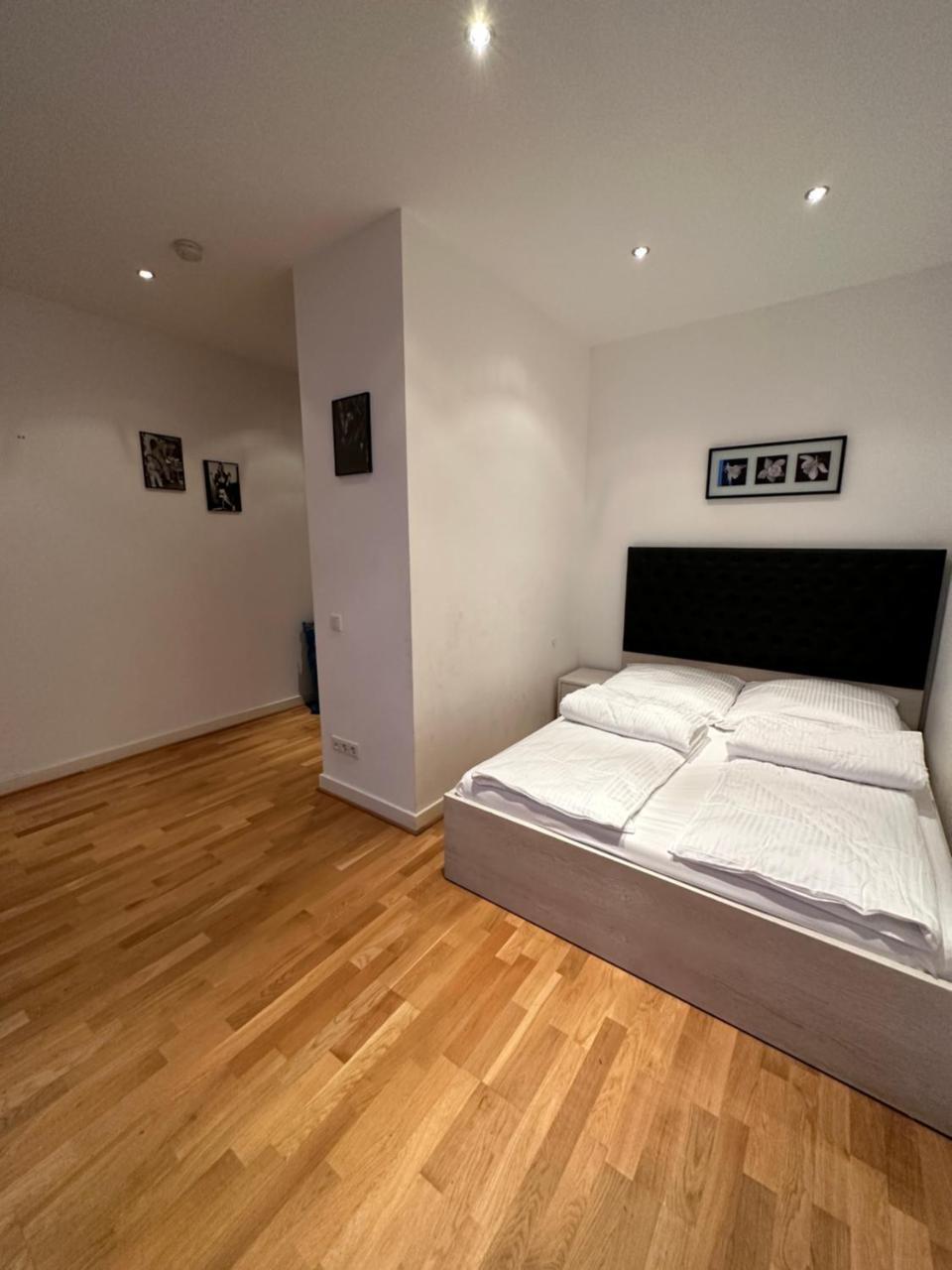 Charming Apartments Frankfurt City — 4-Star Luxury Hotel in Frankfurt Am Main, Germany