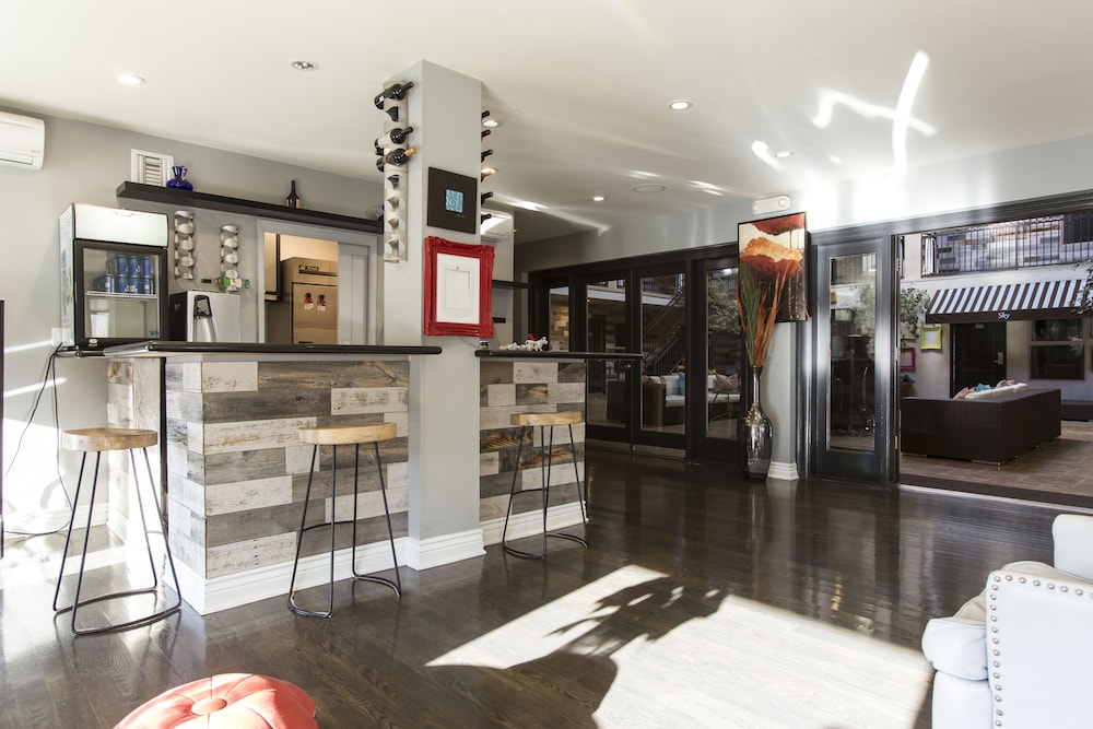 L.A. Sky Boutique Hotel - photo 45