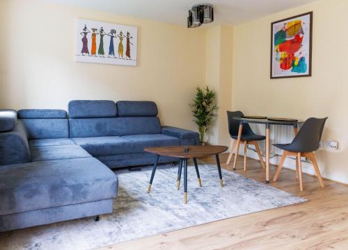 Stylish 3 Bedroom and free parking — 4-Star Luxury Hotel in London, United Kingdom