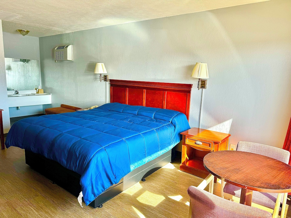 Rodeway Inn Church Hill Tri Cities Area - photo 4