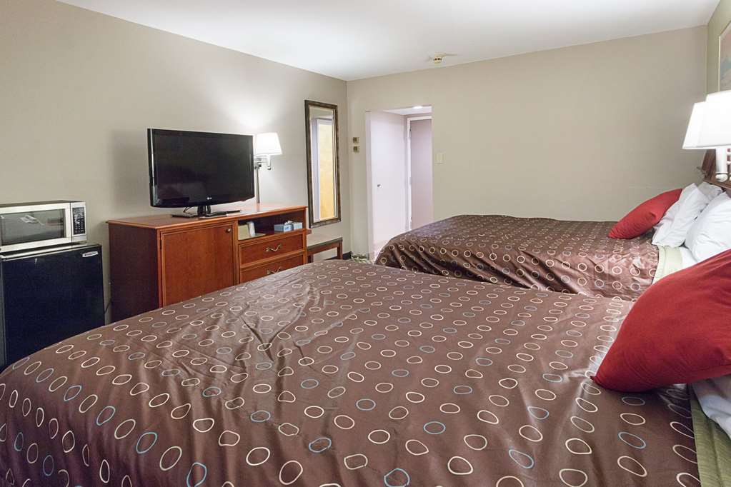 Rodeway Inn Milford I 84 - photo 21