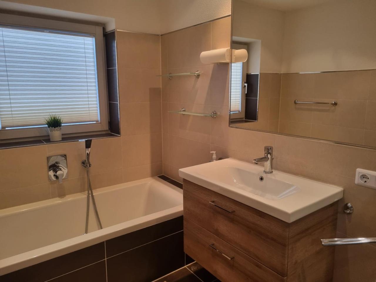 Apartment Konrad — 4-Star Luxury Hotel in Umhausen, Austria