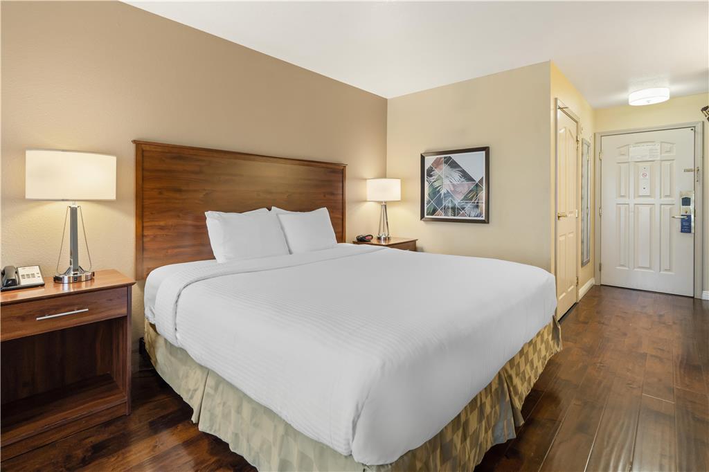 Best Western Plus John Jay Inn & Suites - photo 30
