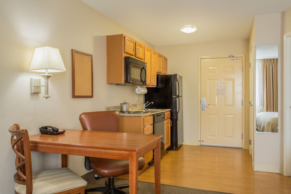 Candlewood Suites Nogales by IHG - photo 21