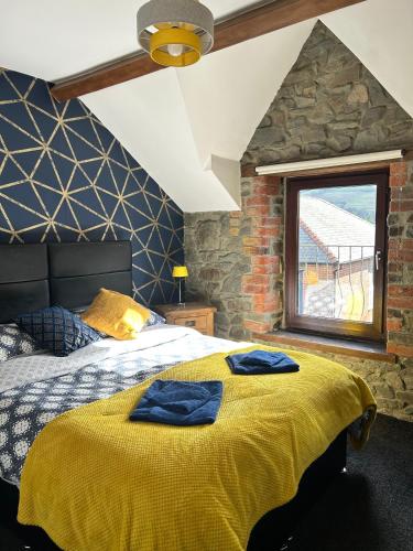 Cadwgan House — 4-Star Luxury Hotel in Rhayader, United Kingdom