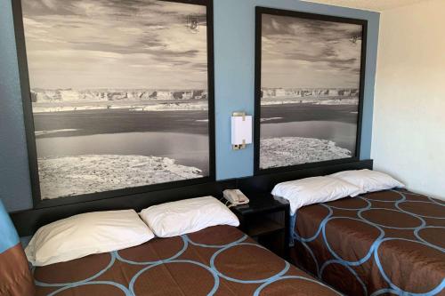 Super 8 by Wyndham Phoenix West - photo 12