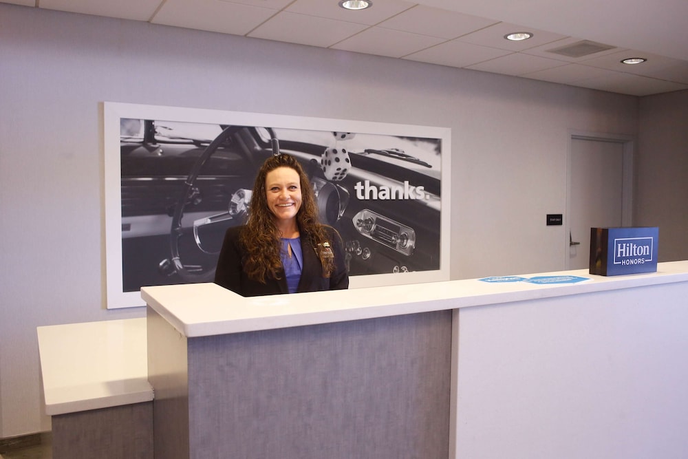 Hampton Inn & Suites Forest City - photo 3