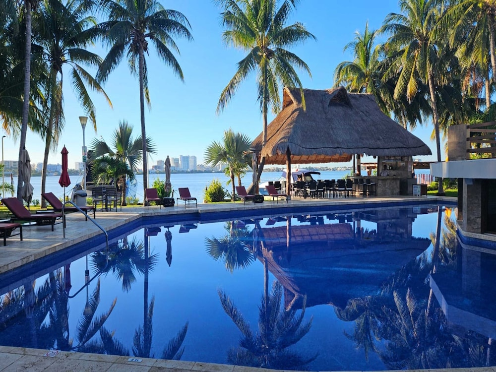Sina Suites