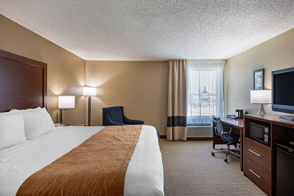 Comfort Inn N Myrtle Beach Barefoot Landing - photo 10